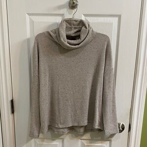 Joan Vass Cowl Neck Lightweight Sweater Top Medium Rainy Day Grey Drop Shoulder